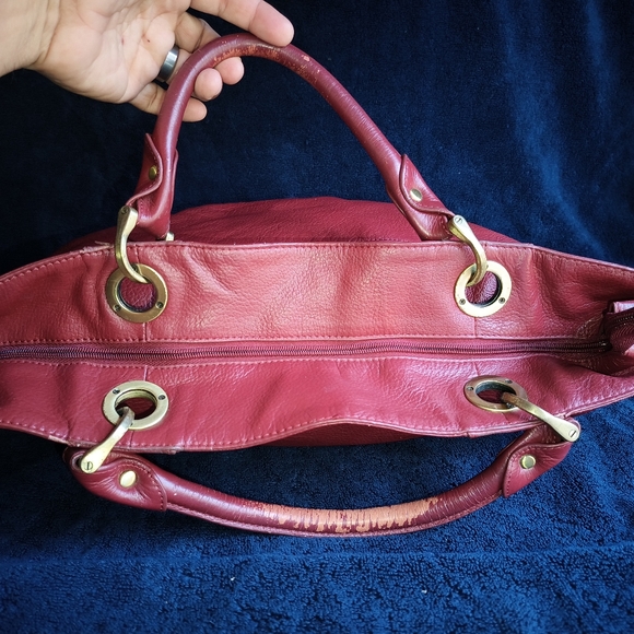 Fenn Wright Manson Red Pebbled Leather Bag. - Picture 9 of 16